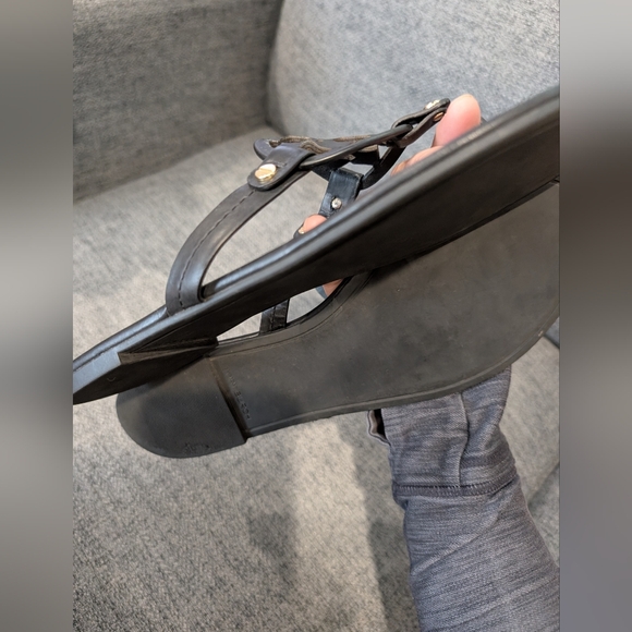 Tory Burch MILLER PATENT SANDAL - Picture 13 of 14